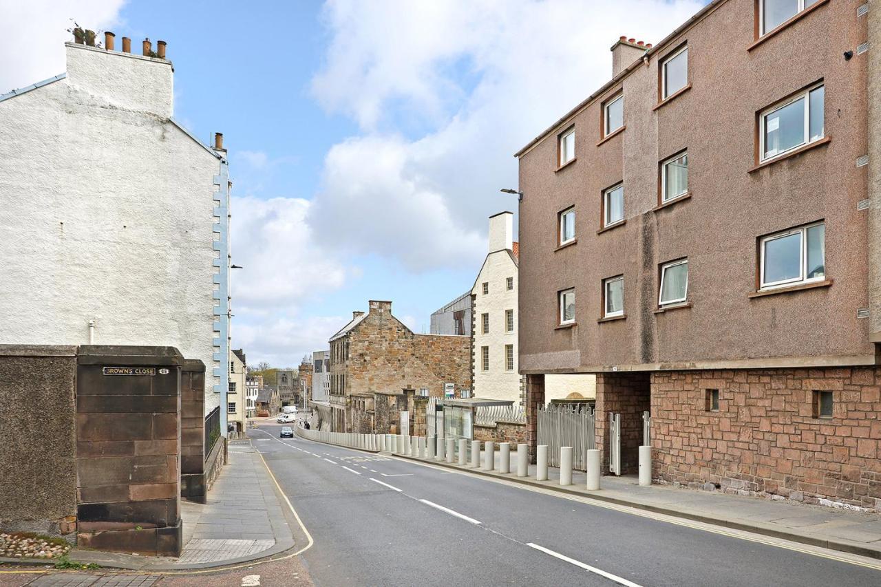 Joivy Contemporary Royal Mile Apartment With Balcony Edinburgh Ngoại thất bức ảnh